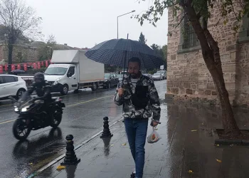 Tekirdağ’da sağanak yağış sevindirdi