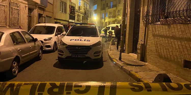 Önce eşini sonra kendini vurdu