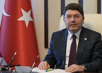 Bakan Tunç’tan Can Atalay açıklaması