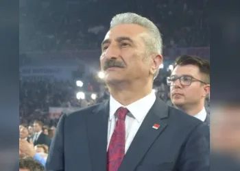 “Adayımız Mustafa Bozbey’dir”