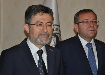 Bakan Yumaklı, Kars Valiliğini ziyaret etti