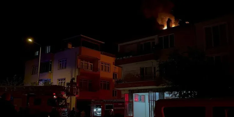 Bursa’da korkutan baca yangını