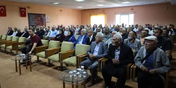 Depremzedelere “Yerinde Dönüşüm” anlatıldı