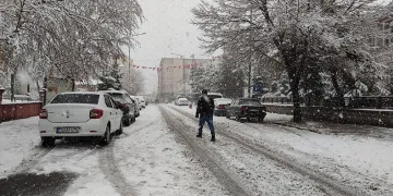 Ardahan’da eğitime kar engeli