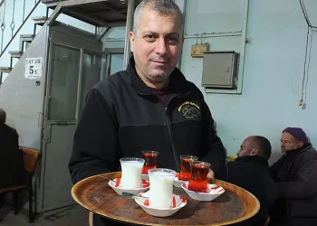Kahvehanelerde süt satışı arttı