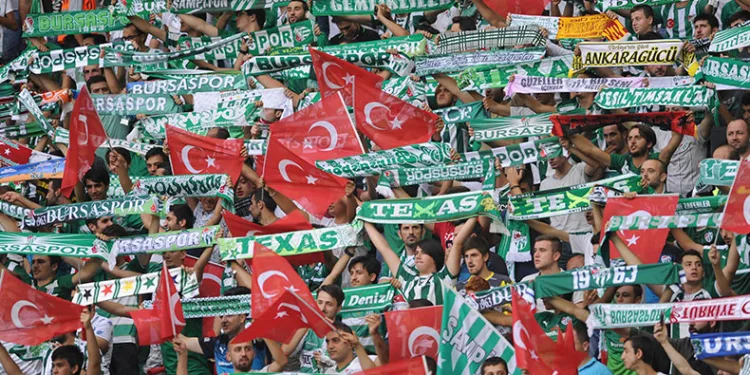 Bursaspor Kulübü, biletlerde indirime gitti
