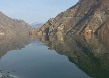 Sular altında kalan ilçede balık tutulmaya başlandı