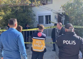 Evinde darp ederek canına kıydılar