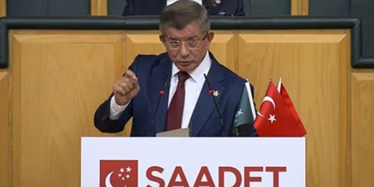 Davutoğlu’ndan muhalefete ‘Hamas’ tepkisi