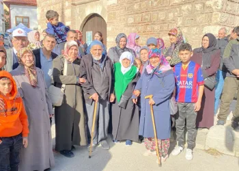Bilecik’ten bir kafile umreye uğurlandı
