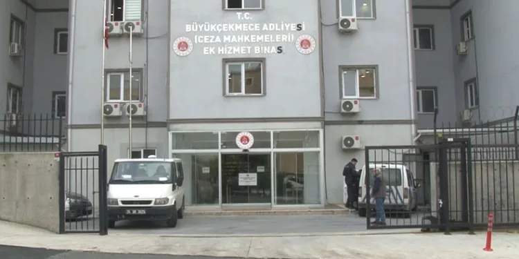 Ekrem İmamoğlu’nun yargılanmasına devam edildi