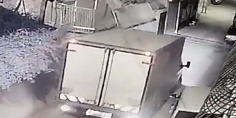 Çay içerken deprem oldu sandılar