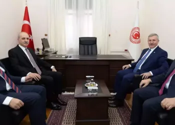 Numan Kurtulmuş, Saadet Partisi’ni ziyaret etti