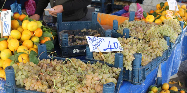 Pazarda zam şampiyonu ‘üzüm’