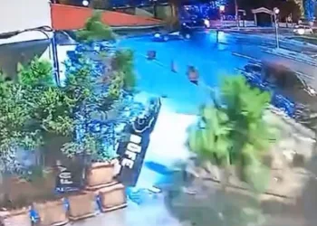 İstanbul’da feci kaza kamerada