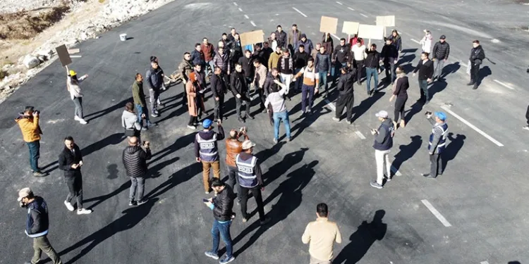 Polislerin tatbikatı gerçeği aratmadı