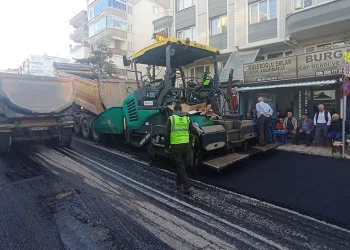 Güzelyalı’nın yolları da güzelleşiyor