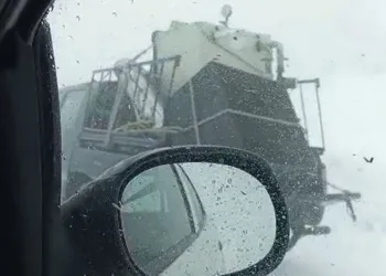 Palandöken geçidinde kar ve tipi esareti