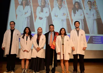 Veteriner hekim adayları beyaz önlüklerini giydi