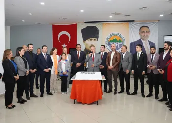 Başkan Yılmaz, öğretmenlerle buluştu