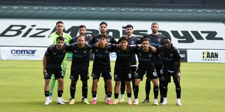Manisa FK hem özeleştiri yaptı hem de hakem hatalarına tepki gösterdi