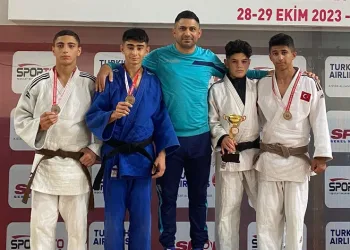 Sivaslı judocular Ankara’dan madalyalarla döndü