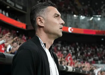 Burak Yılmaz’dan altyapı hocalarına teşekkür