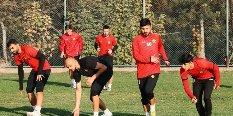 Eskişehirspor Sincan Belediyespor müsabakası hazırlıklarına başladı