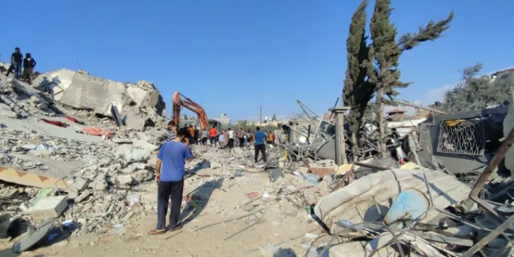 İsrail, Cibaliye Mülteci Kampı’nı yine vurdu