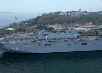 SİHA gemisi TCG Anadolu’yu 4 bin 445 kişi ziyaret etti