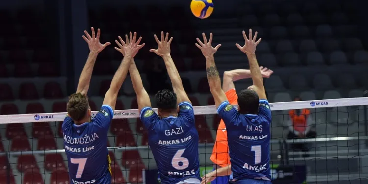 Arkas Spor, CEV Kupası’nda son 32 turuna yükseldi