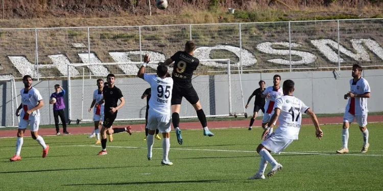 Anadolu Üniversitesi grubunda az atıp az gol yiyor