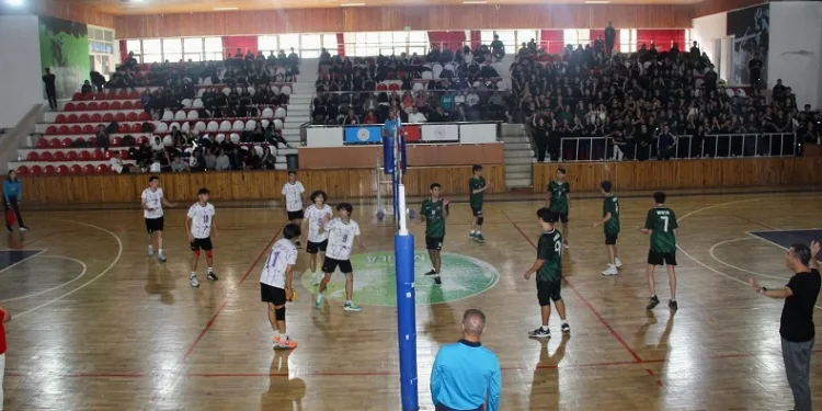 Okul sporları voleybol turnuvası düzenlendi