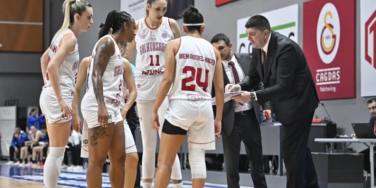Galatasaray, Milos Paden yönetiminde 7 maçını da kazandı