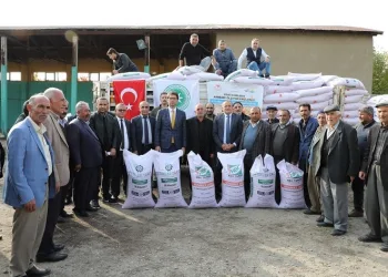 Erciş’te çiftçilere büyük destek