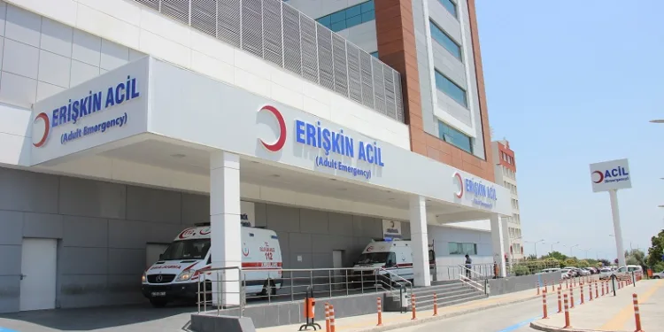 Elektrikli bisikletle motosiklet çarpıştı: 3’ü çocuk 4 yaralı