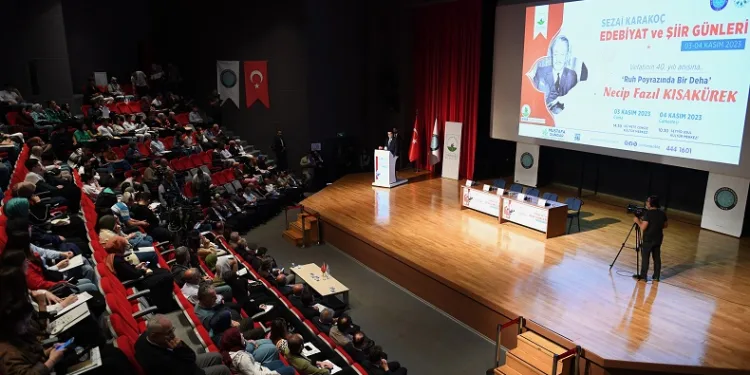 Necip Fazıl Kısakürek’in hayatı ve eserleri konuşuldu