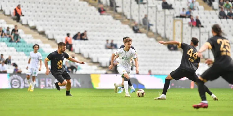 Bursaspor evinde mağlup oldu