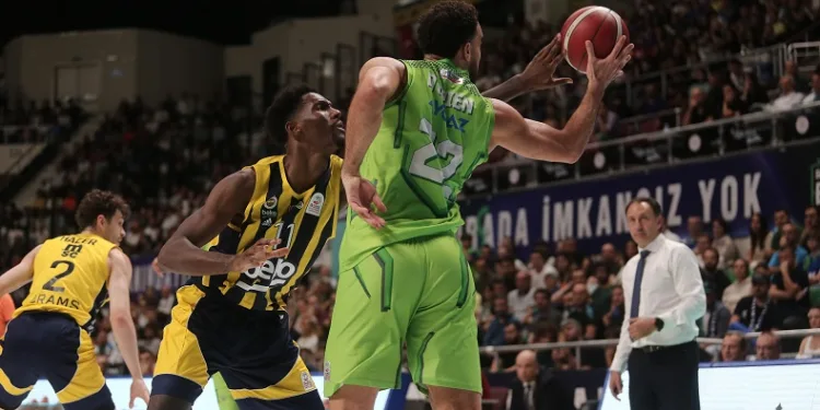 Türkiye Sigorta Basketbol Süper Ligi: Tofaş: 86 – Fenerbahçe: 95