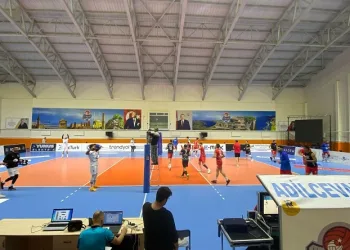 AXA Sigorta Efeler Ligi: TÜRŞAD: 3 – Develi Belediyespor: 1
