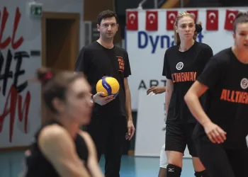 Eczacıbaşı Dynavit, CEV Şampiyonlar Ligi’nde sahne alıyor
