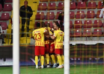Kayserispor 3 maçta 9 puan topladı