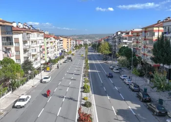Denizli’de 26 bin 600 metrekare yol çizgisi yenilendi
