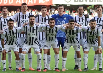Altay, maç başına kalesinde yaklaşık 2 gol görüyor