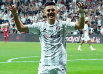 Beşiktaş’ta Rashica tehlikesi