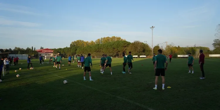 Sakaryaspor Teknik Direktörü Tuncay Şanlı, takımı ve sakatlıkları değerlendirdi