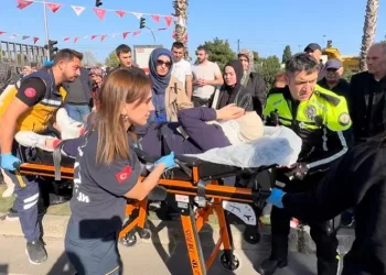 Otomobilin çarptığı yaya yaralandı