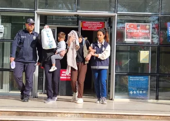 Şüpheli hareketler yapan hırsızlar Karpuzlu’da yakalandı
