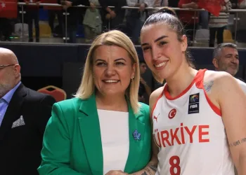 Fatma Kaplan Hürriyet’ten Hidayet Türkoğlu’na çağrı
