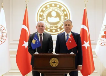 Kosova İçişleri Bakanı Sveçla’dan, Bakan Yerlikaya’ya ziyaret